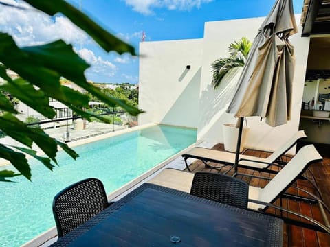 Seating area, Pool view, Swimming pool