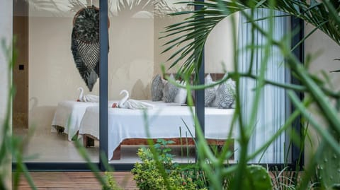 Patio, Bed, Garden view