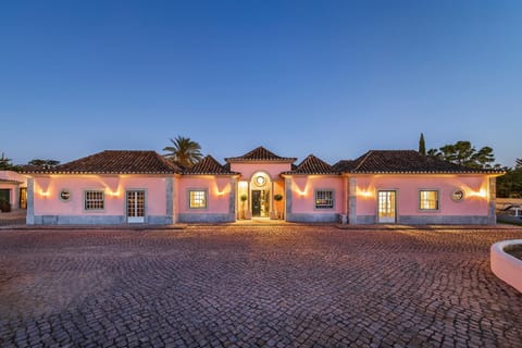 Property building, Night