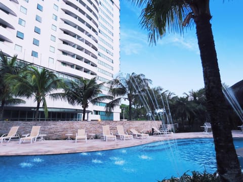 Facade/entrance, Swimming pool