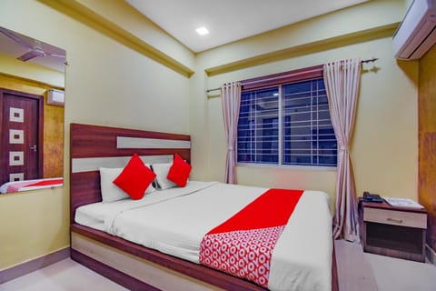 OYO Tranquil Stay Hotel in Kolkata