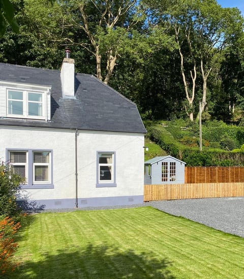 2 Calgow Cottages House in England