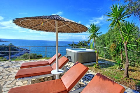 Hot Tub, Sea view, sunbed