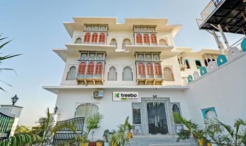 Treebo Trend Khakhri Haveli Hotel in Udaipur
