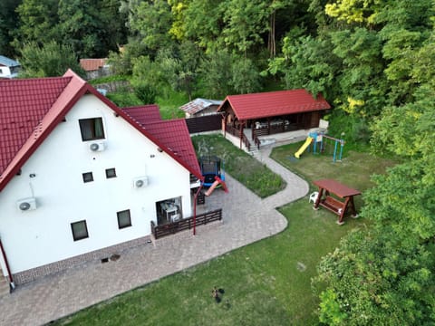 Casa Elysium Bed and Breakfast in Prahova, Romania