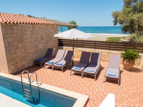 Alexandra SeaSide Villas Apartment hotel in Platanias