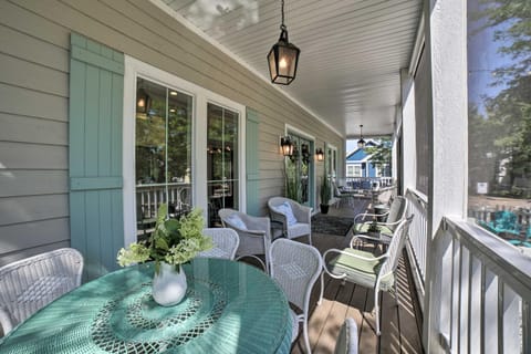 Bright and Airy Home Chefs Kitchen and Pro Decor! House in Michigan City