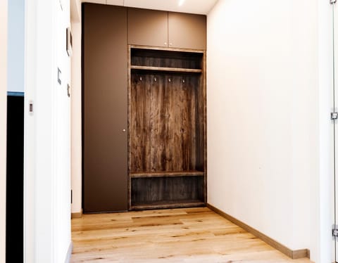 Other, Decorative detail