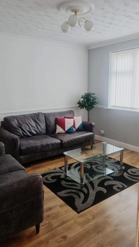 Spacious Luxurious Serviced Accomodation Apartment in Doncaster