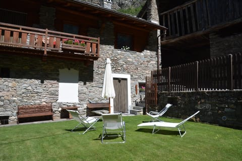 Lo Pallier de Ré Chalet in Aosta Valley, Italy