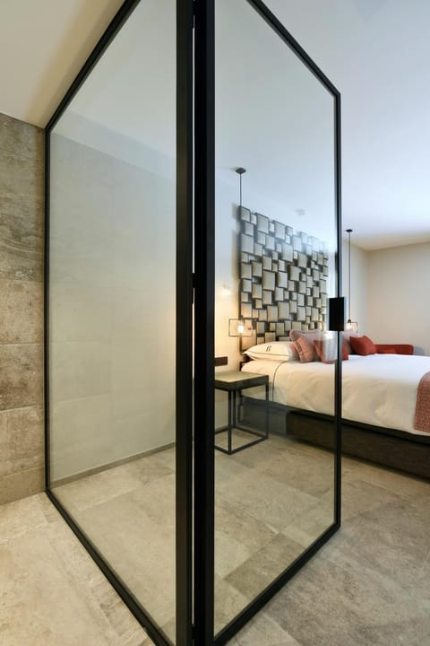 Bed, Photo of the whole room, Decorative detail