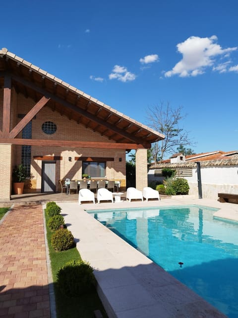 Patio, Pool view, Swimming pool, sunbed