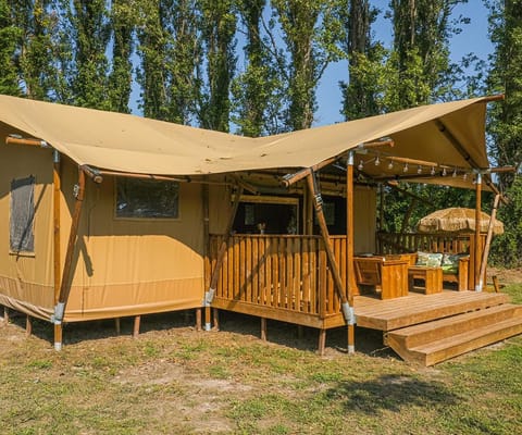 Lodge St Exupéry Luxury tent in Le Thor