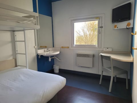 TIP HOTEL CAMBRAI ex HOTEL F1 Hotel in Hauts-de-France