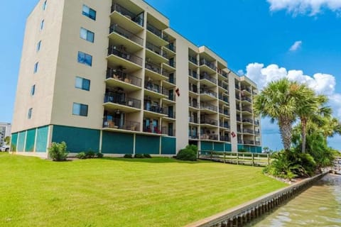 Wind Drift II Apartment in Orange Beach