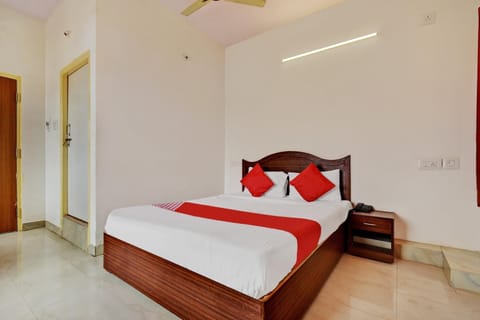 OYO K N Residency Hotel in Bengaluru