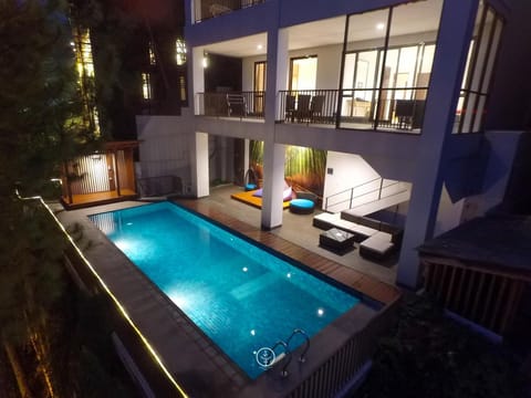 Cempaka 3 Villa 6 bedroom with a private pool Villa in Bandung