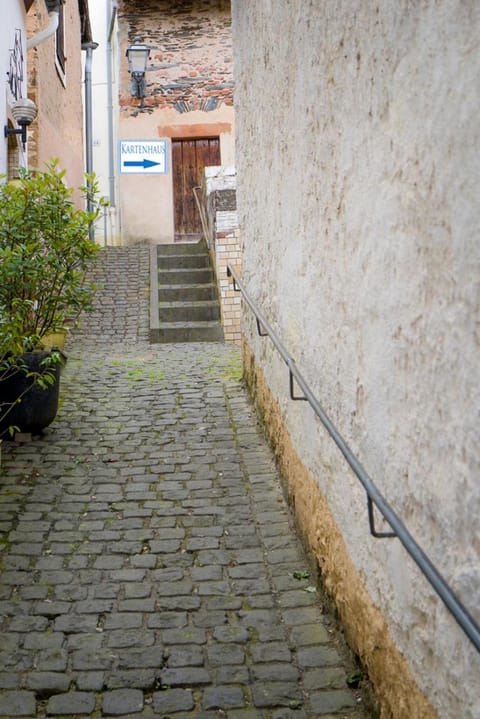 Das Kartenhaus House in Trier-Saarburg
