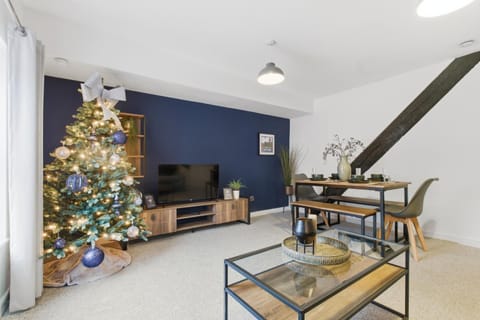 Blueberry View - Wyndale Living - Central Worcester Apartment in Worcester