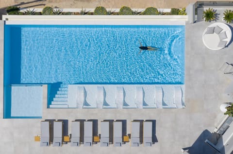 Pool view, Swimming pool