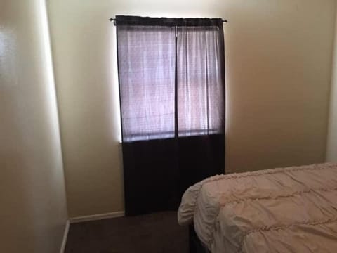 2 Bedroom Apartment for you! Next to Fort Sill Apartment in Lawton