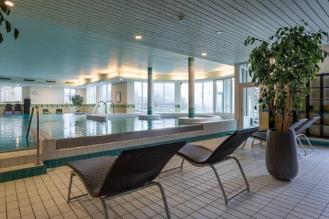 Spa and wellness centre/facilities, Swimming pool