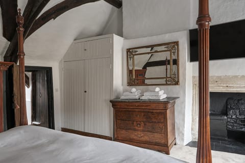 Luxury Cotswolds Cottage optional Hot Tub, Castle Combe Casa in Castle Combe