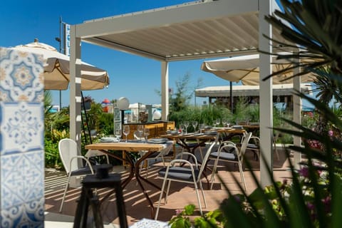 Restaurant/places to eat, Garden