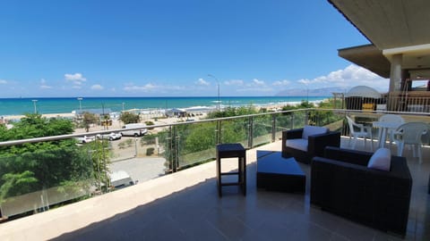 Balcony/Terrace, Beach, Sea view