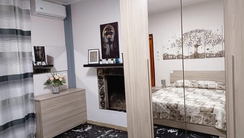 Bedroom, Mountain view, Family, fireplace, heating, internet, air conditioner