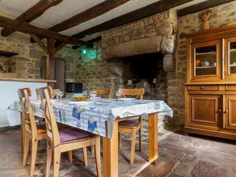 Charmante chaumière rénovée près des marais salants avec jardin clos et équipements modernes - FR-1-306-1072 House in La Turballe