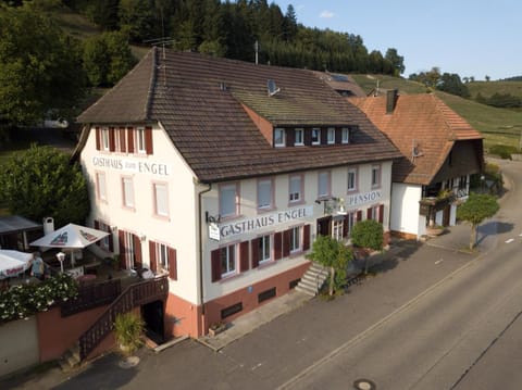 Property building, Facade/entrance, Bird's eye view, Street view