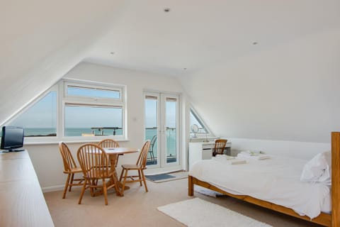 A Spacious Seaside house in Hampton, Herne Bay House in Herne Bay