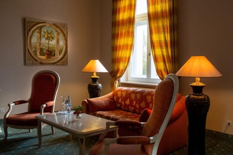 Seeschloss Schorssow Hotel in Mecklenburgische Seenplatte