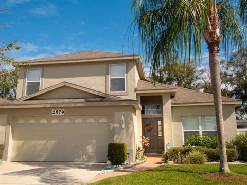3 Bedroom Home With Private Screened Pool With Rock Waterfall Feature And Gameroom By Florida Dream Homes House in Kissimmee