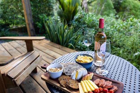 The Hideout Country House in Te Arai