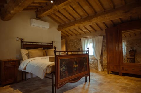 Agriturismo Podere Tovari Farm Stay in Umbria