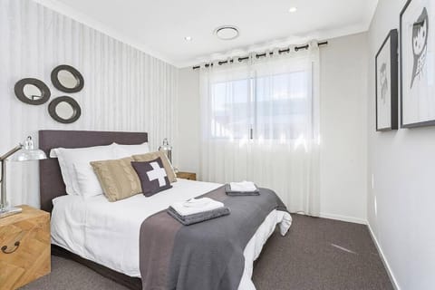 Luxury Brand New Home Casa in Wollongong