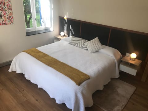 Suites Mendibil con parking gratuito dentro de la propiedad guesthouse in Irun