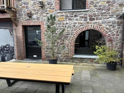 Les Hauts de Meuse House in Wallonia, Belgium