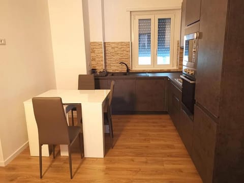 Kitchen or kitchenette, Other