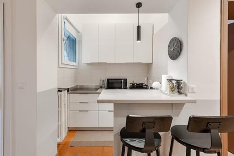 Kitchen or kitchenette, Dining area, pet friendly, stove