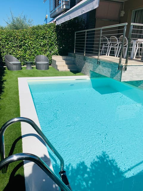 Casa Eva con piscina privata Apartment in Manerba del Garda