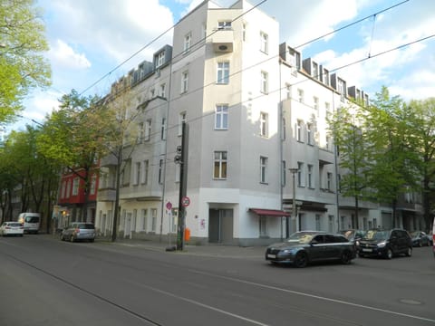 Property building, Facade/entrance