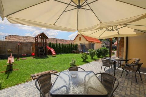 Seating area, Garden view