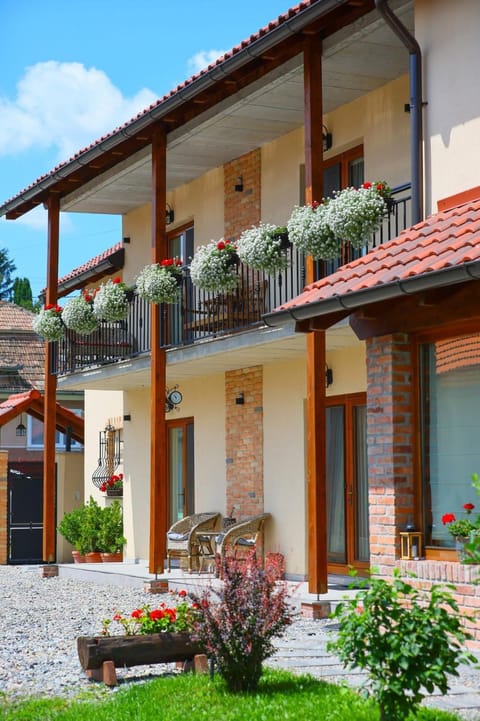 Property building, Garden view