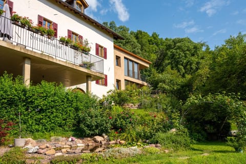 Property building, Location