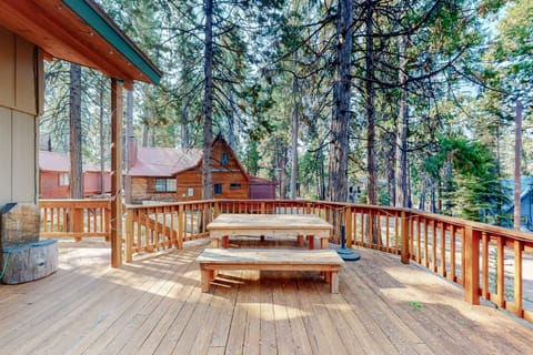 Williams Cabin Casa in Shaver Lake