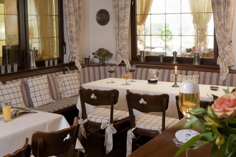 Restaurant/places to eat, Alcoholic drinks