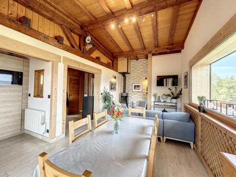 Chalet Combloux, 5 pièces, 8 personnes - FR-1-560-32 Chalet in Combloux